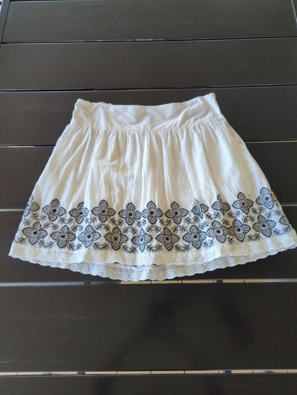 Lucky Brand White Skirt with Black Floral Border Embroidery